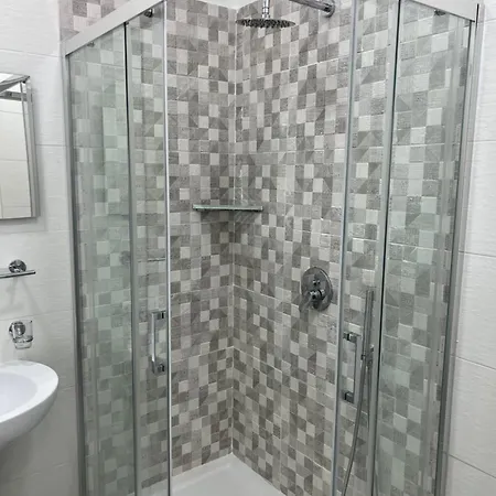 Donnarumma Apartament *