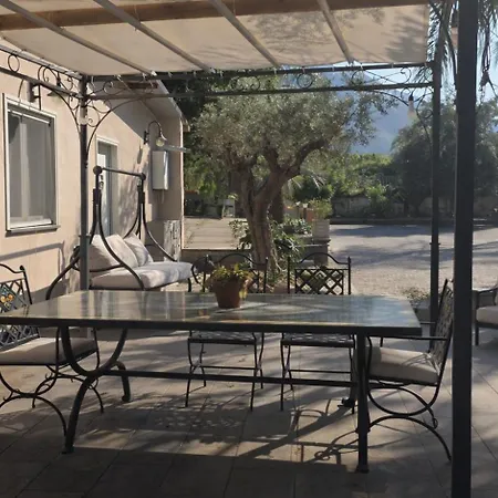 Donnarumma Apartment